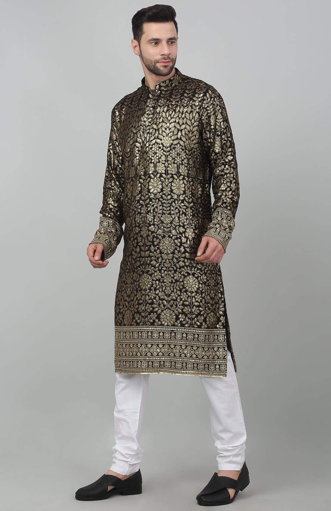 Pulbangush Embroidered Kurta Set - Rent